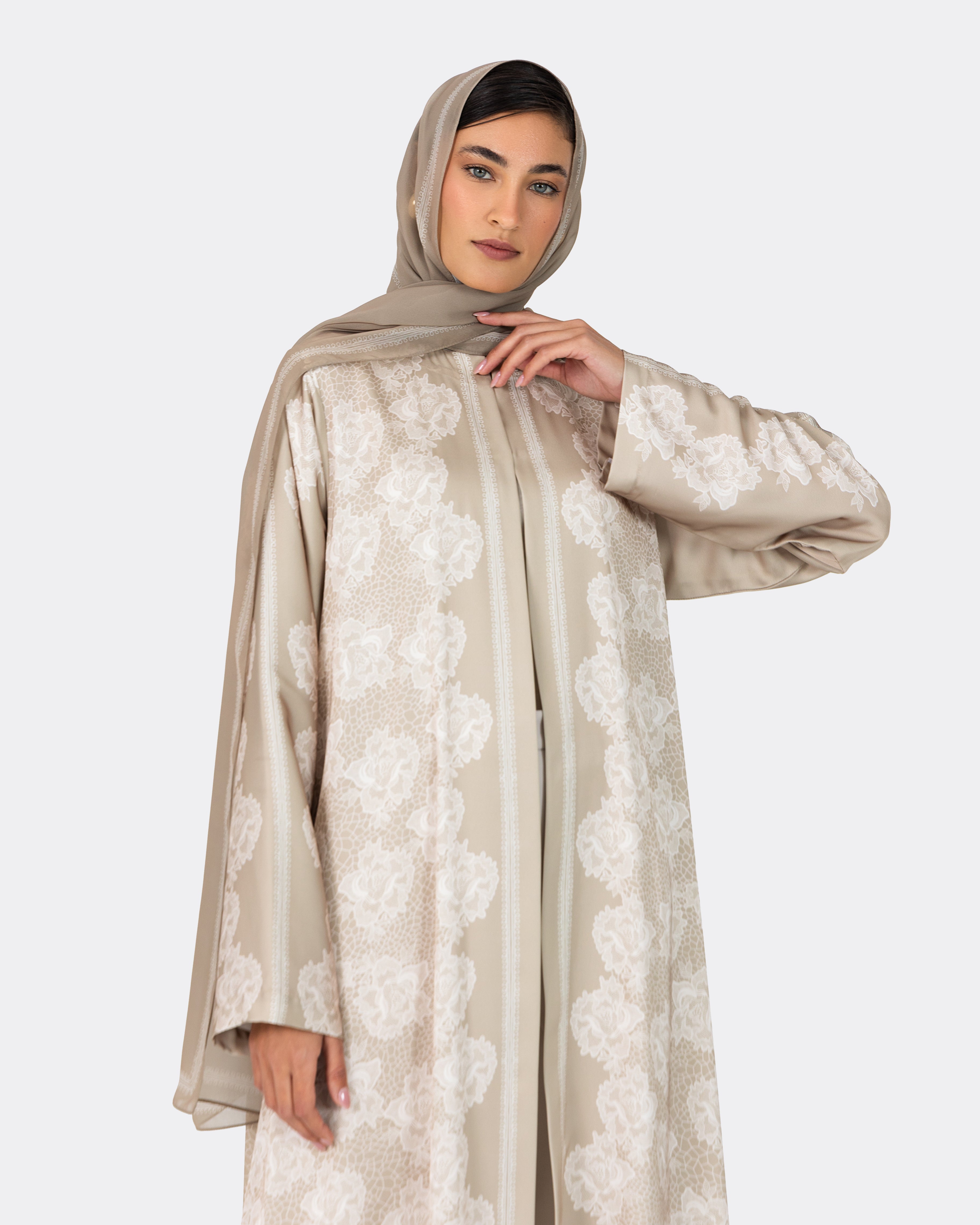 Diana in Beige